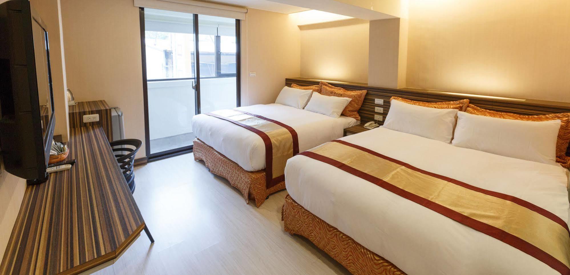 Wecan Hotel Kaohsziung Kültér fotó