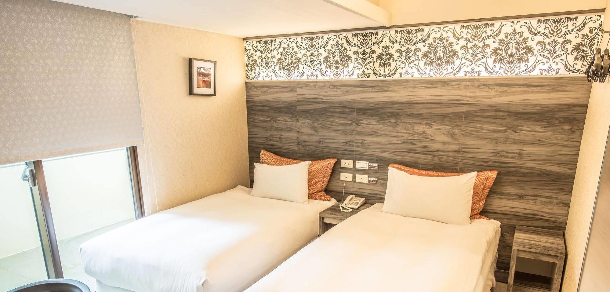Wecan Hotel Kaohsziung Kültér fotó