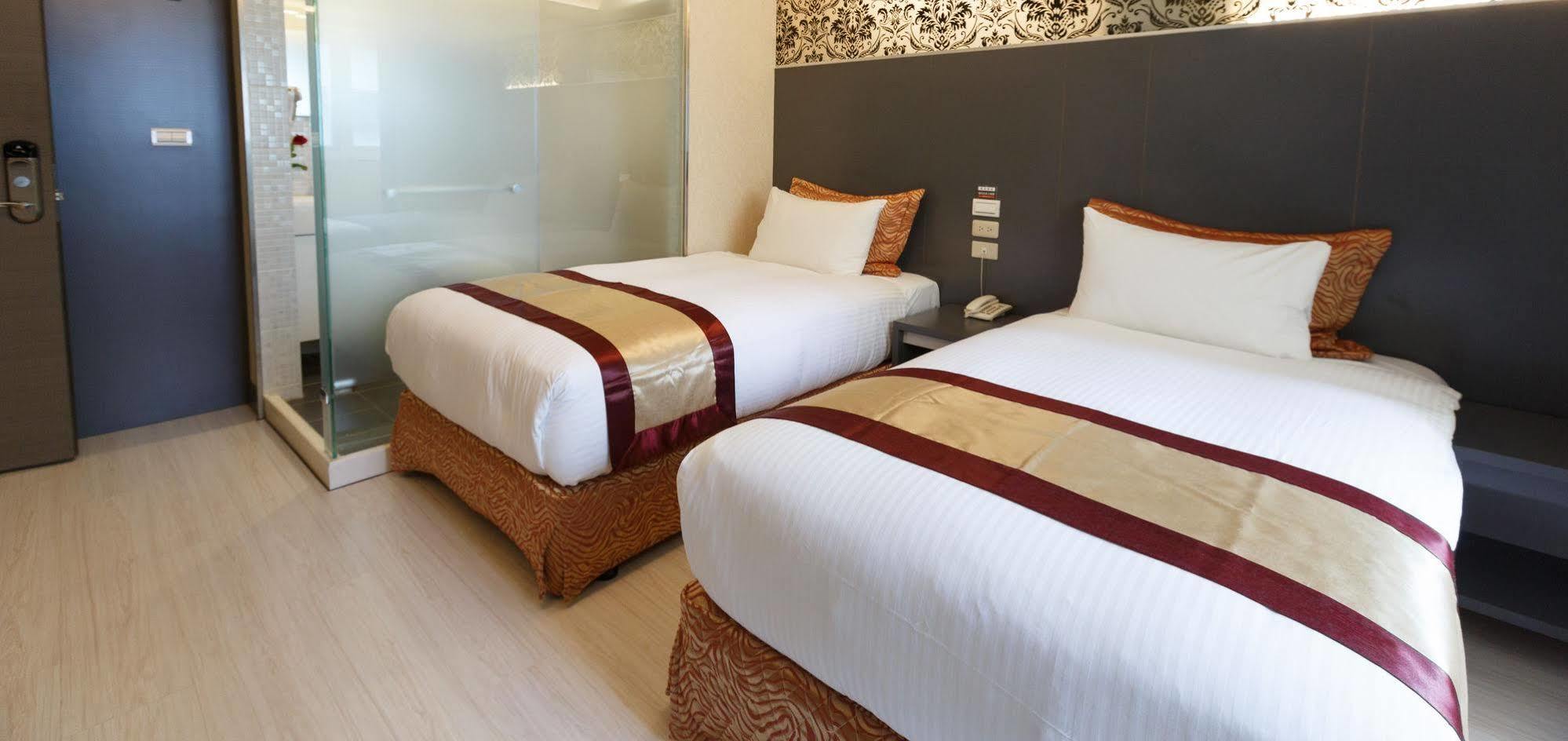 Wecan Hotel Kaohsziung Kültér fotó