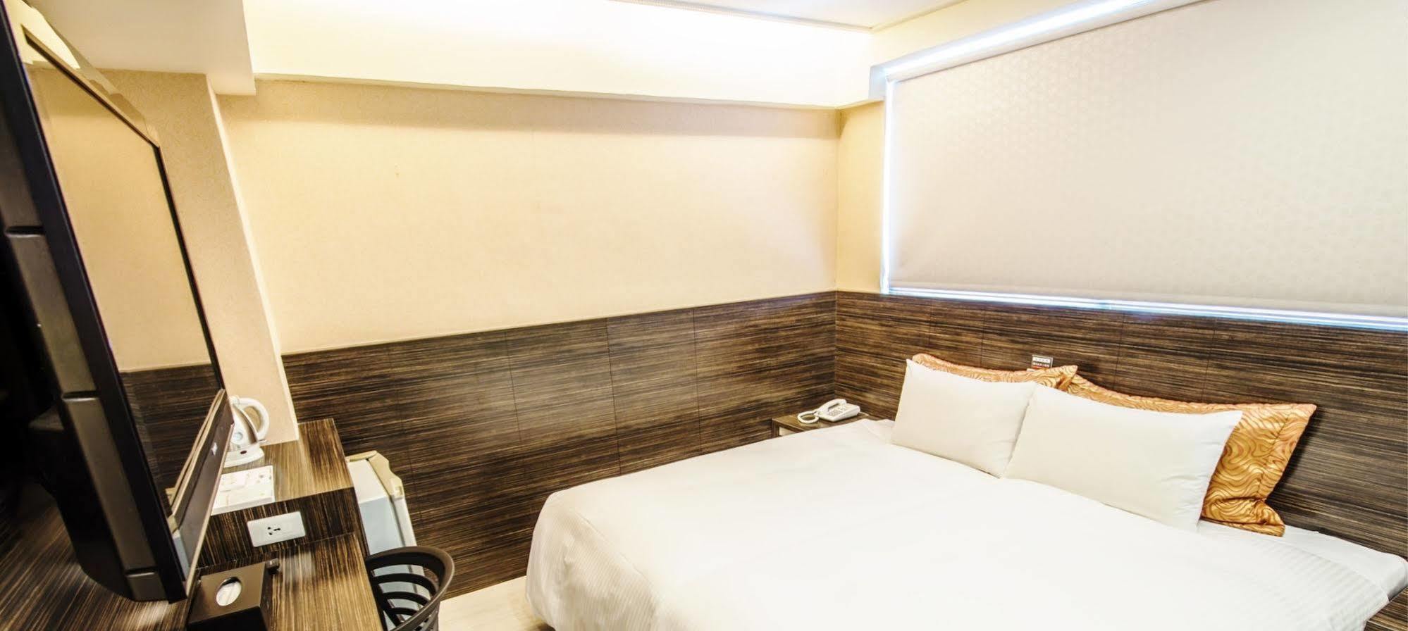 Wecan Hotel Kaohsziung Kültér fotó