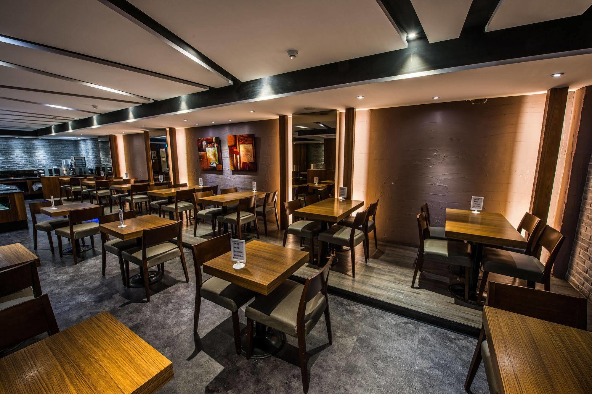 Wecan Hotel Kaohsziung Kültér fotó